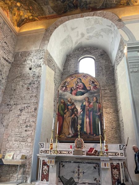 Groupe devant la bannière ECAC